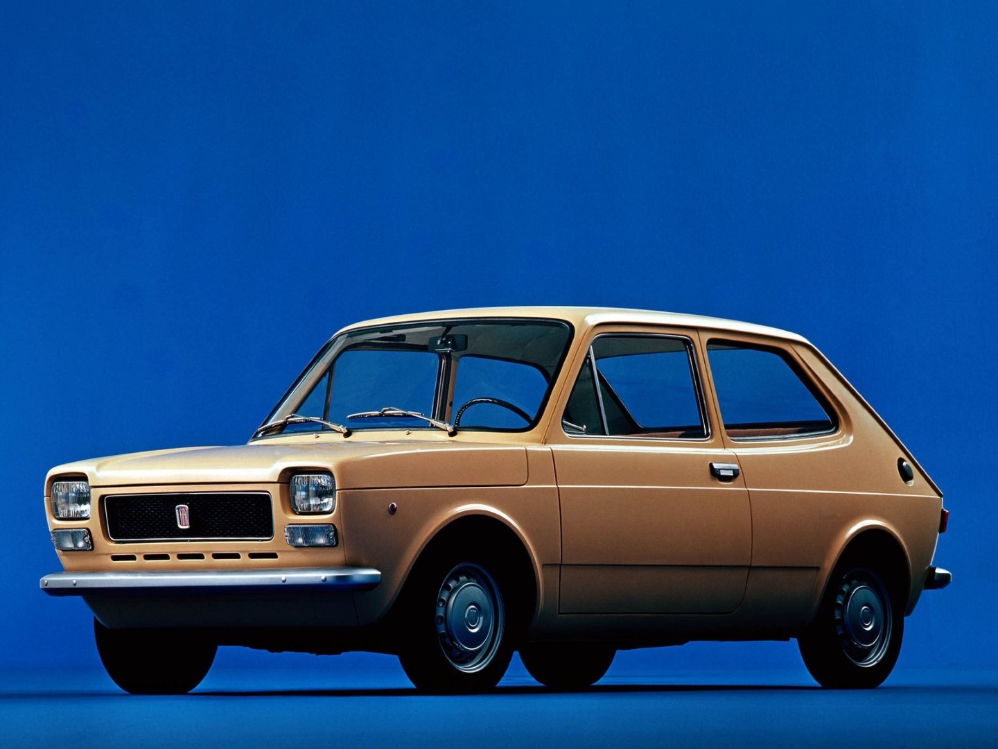 » Różowe lata 70. historia Fiata [cz. 4] PGD