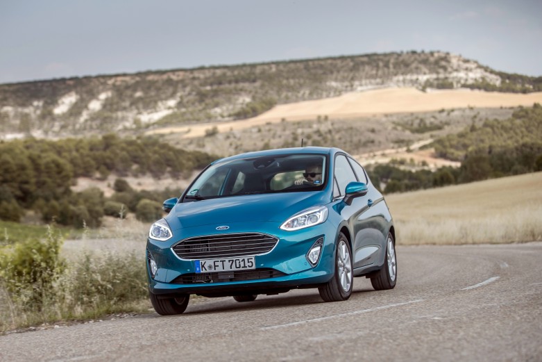 ford_fiesta_titanium_3-door_68