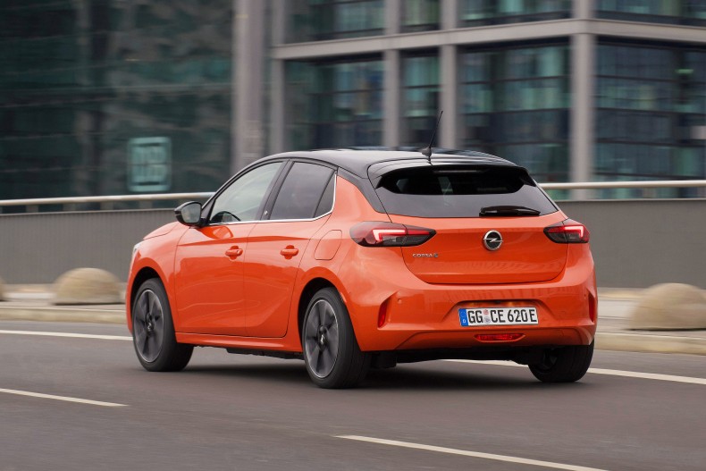 04-Opel-Corsa-e-511088