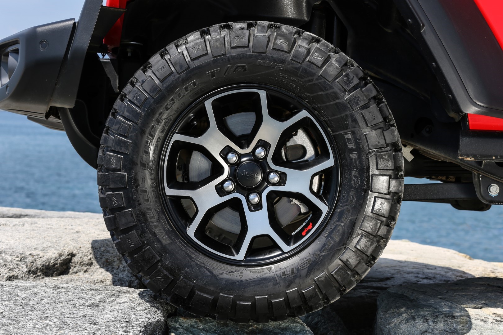 180703 Jeep close up