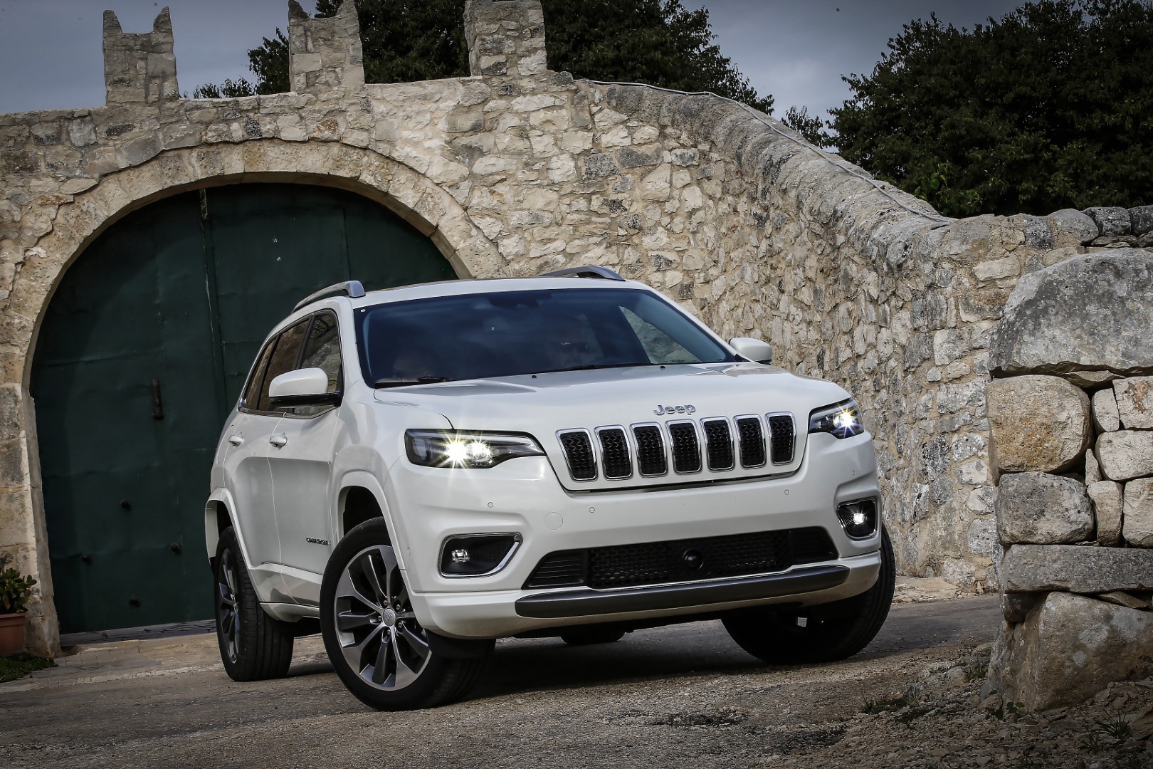 180912 Jeep Cherokee