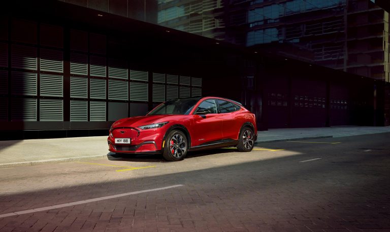 2020 FORD MACH E AWD 02 LOW