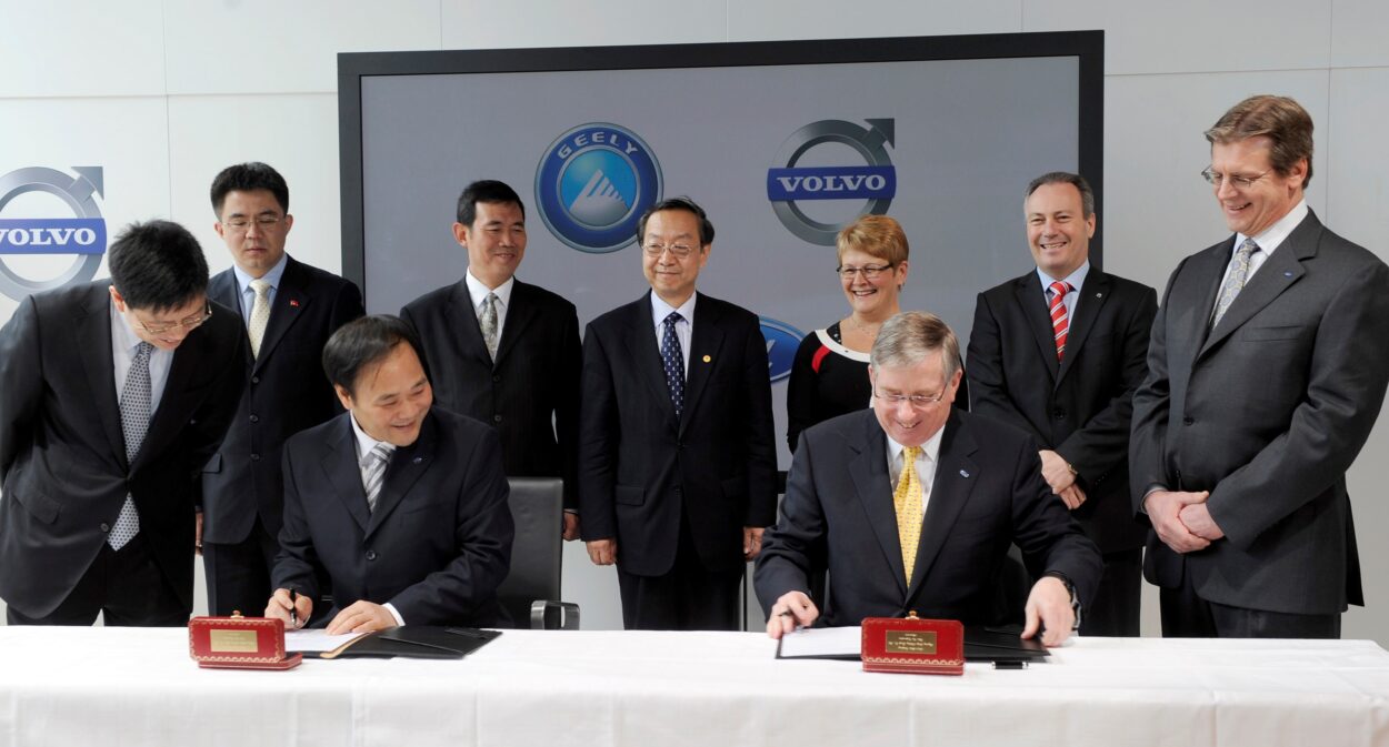 32209 signing of the stock purchase agreement march 28 2010 1250x673