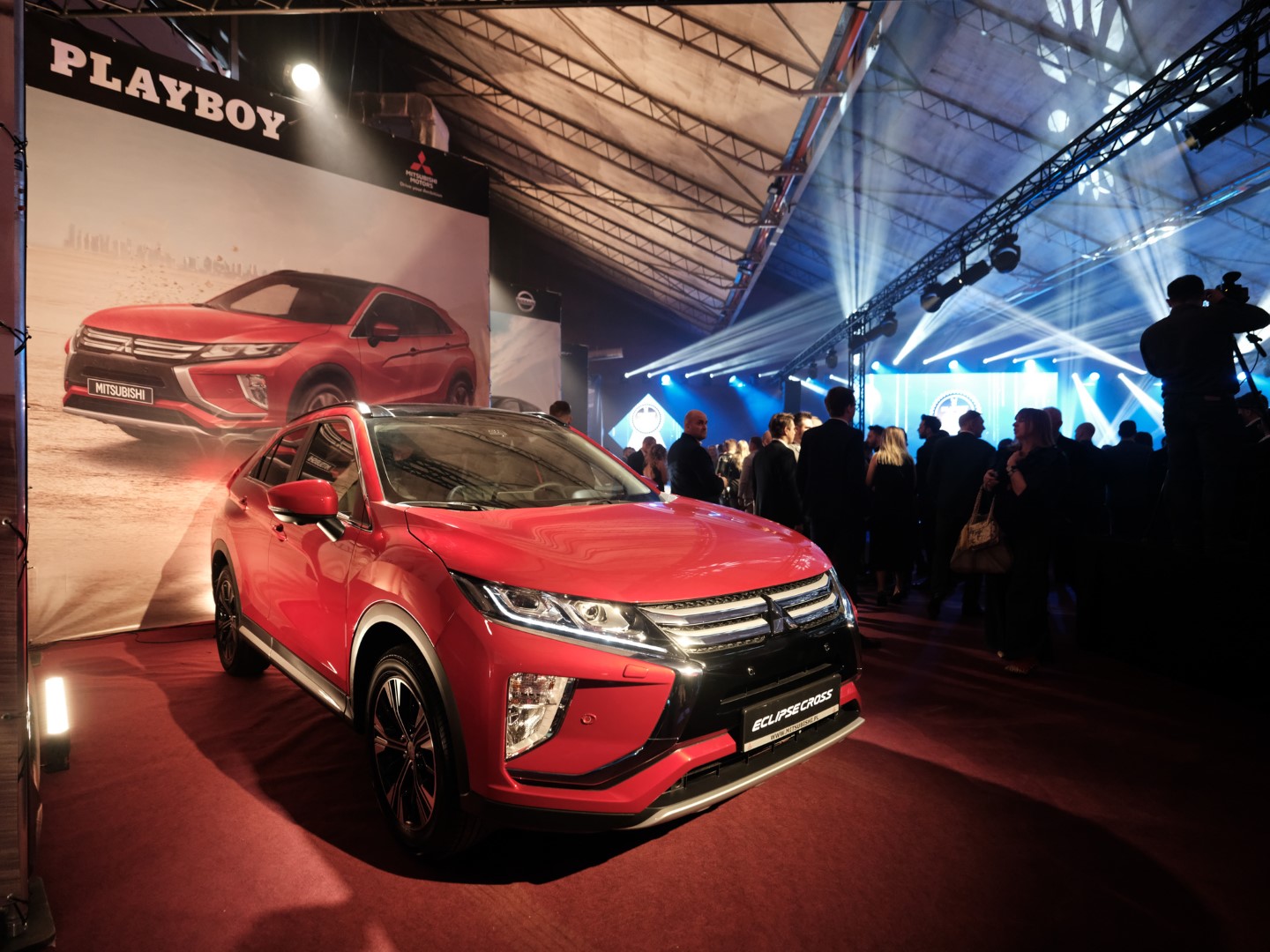 5.mitsubishi eclipse cross nagroda playboy car of the year