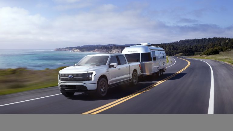 2022 Ford F 150 Lightning Lariat