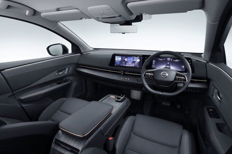 ARIYA Interior Image Manual drive mode view 4 revised