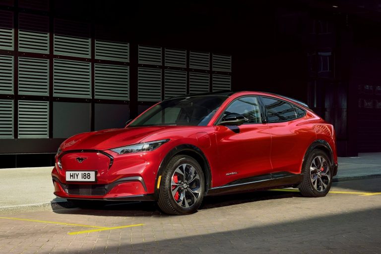 Ford Mustang Mach E 2021 1600