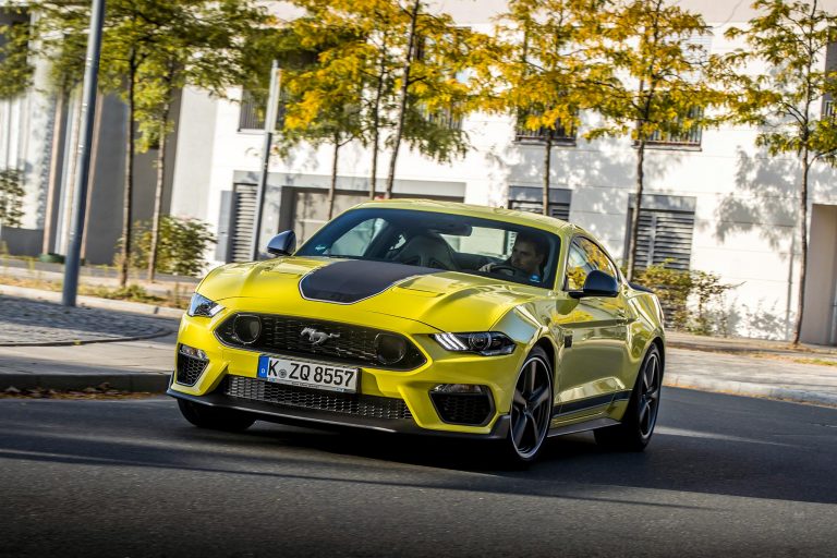 FordMustangMach1 GrabberYellow 016 LOW