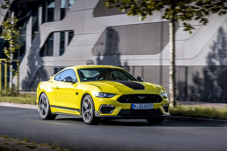 FordMustangMach1 GrabberYellow 017 LOW
