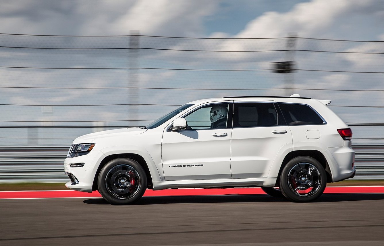 Jeep Grand Cherokee SRT 2014 1600