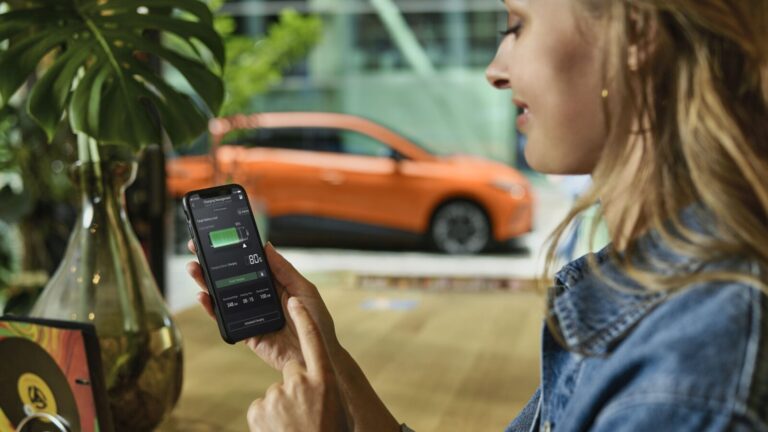 MG4 Electric iSMART app 1600x900