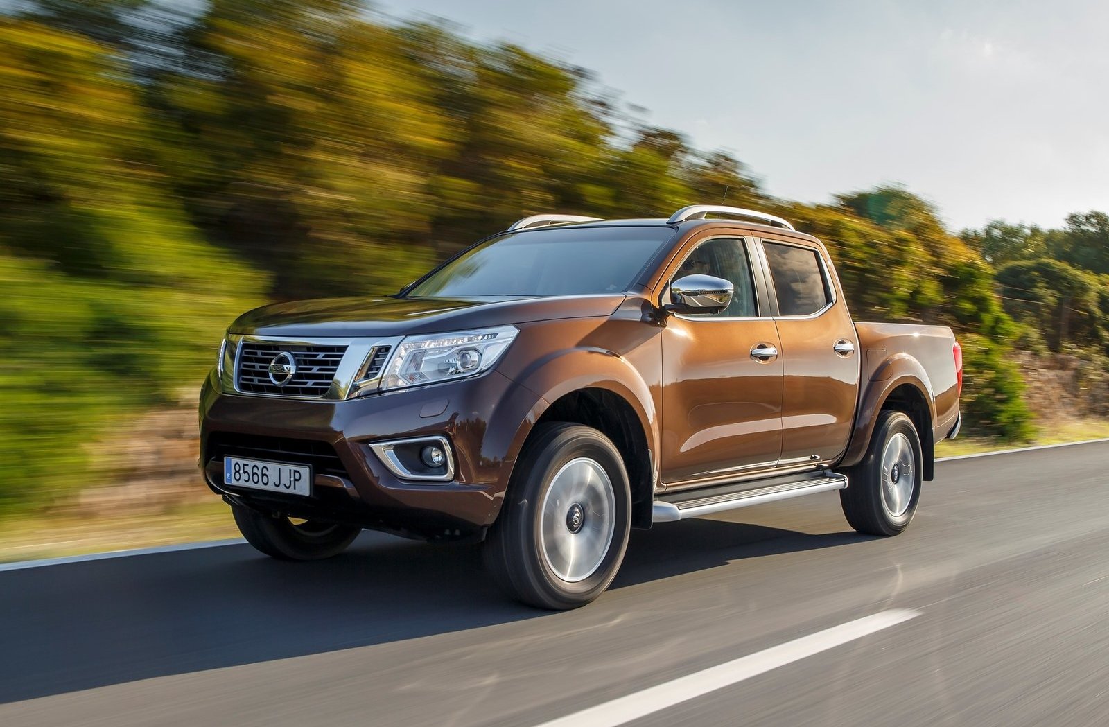 Nissan NP300 Navara 2016 1600 1a