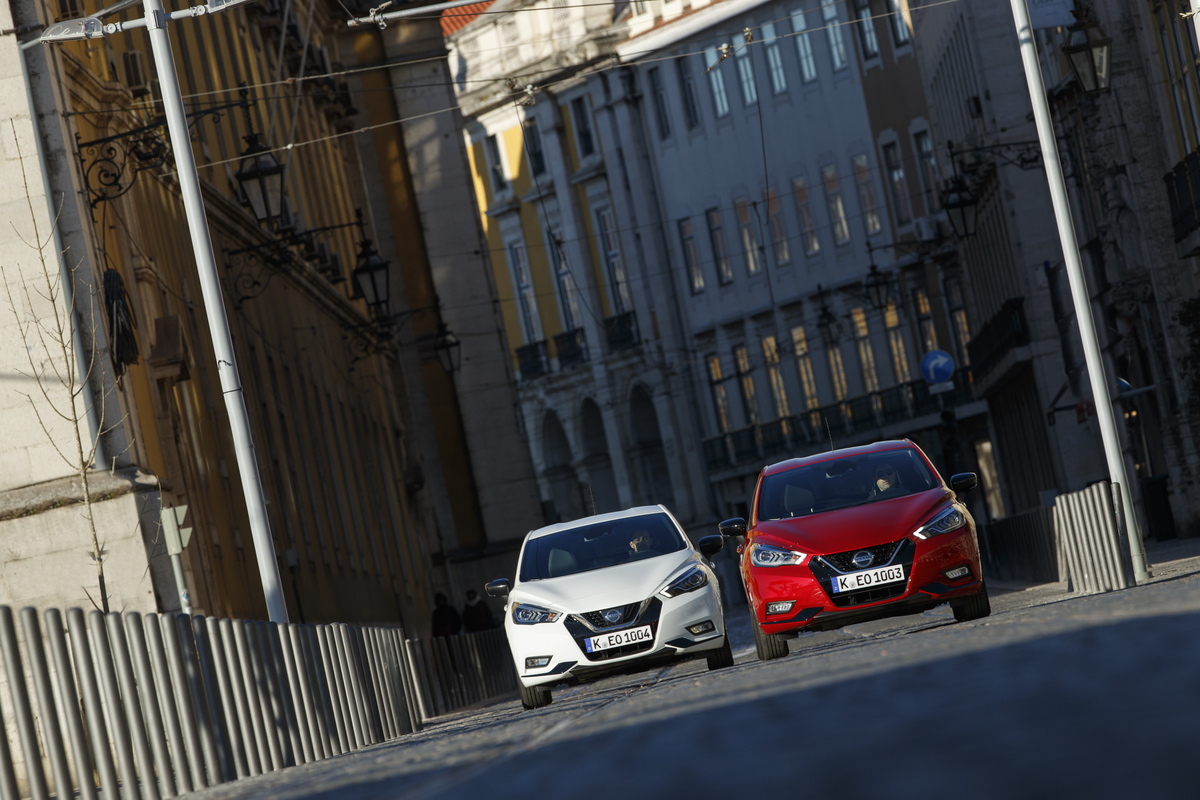 Nowe silniki w Nissanie Micra czerwona Micra Xtronic Dynamic Front 3 (m0KFQz) 1200x800