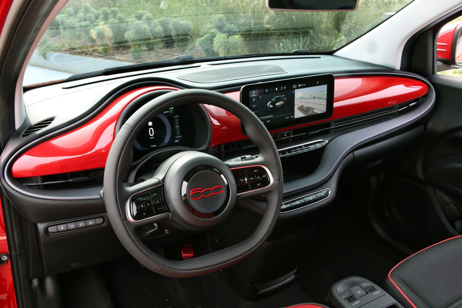 Fiat 500 (RED) deska