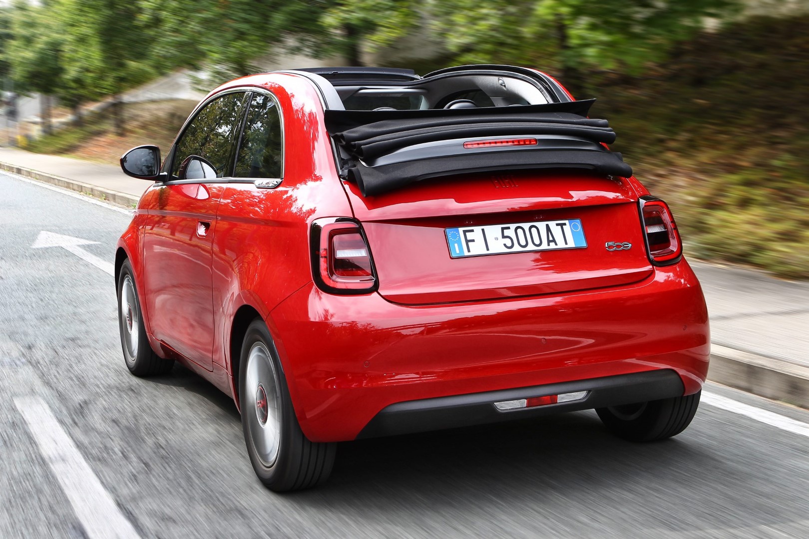 Fiat 500 (RED) cabrio