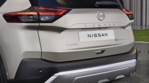 Nowy Nissan X-Trail na zdjęciach - detal - tył