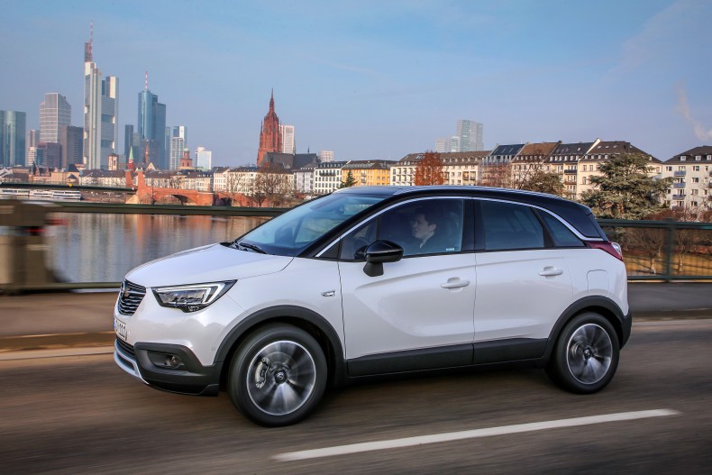Opel-Crossland-X-305324_0