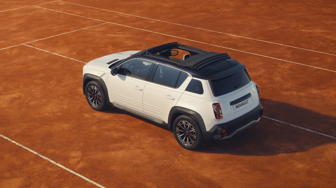 Renault 4 Roland Garros E Tech electric Show car makes its global debut at Roland Garros 2026 (4)