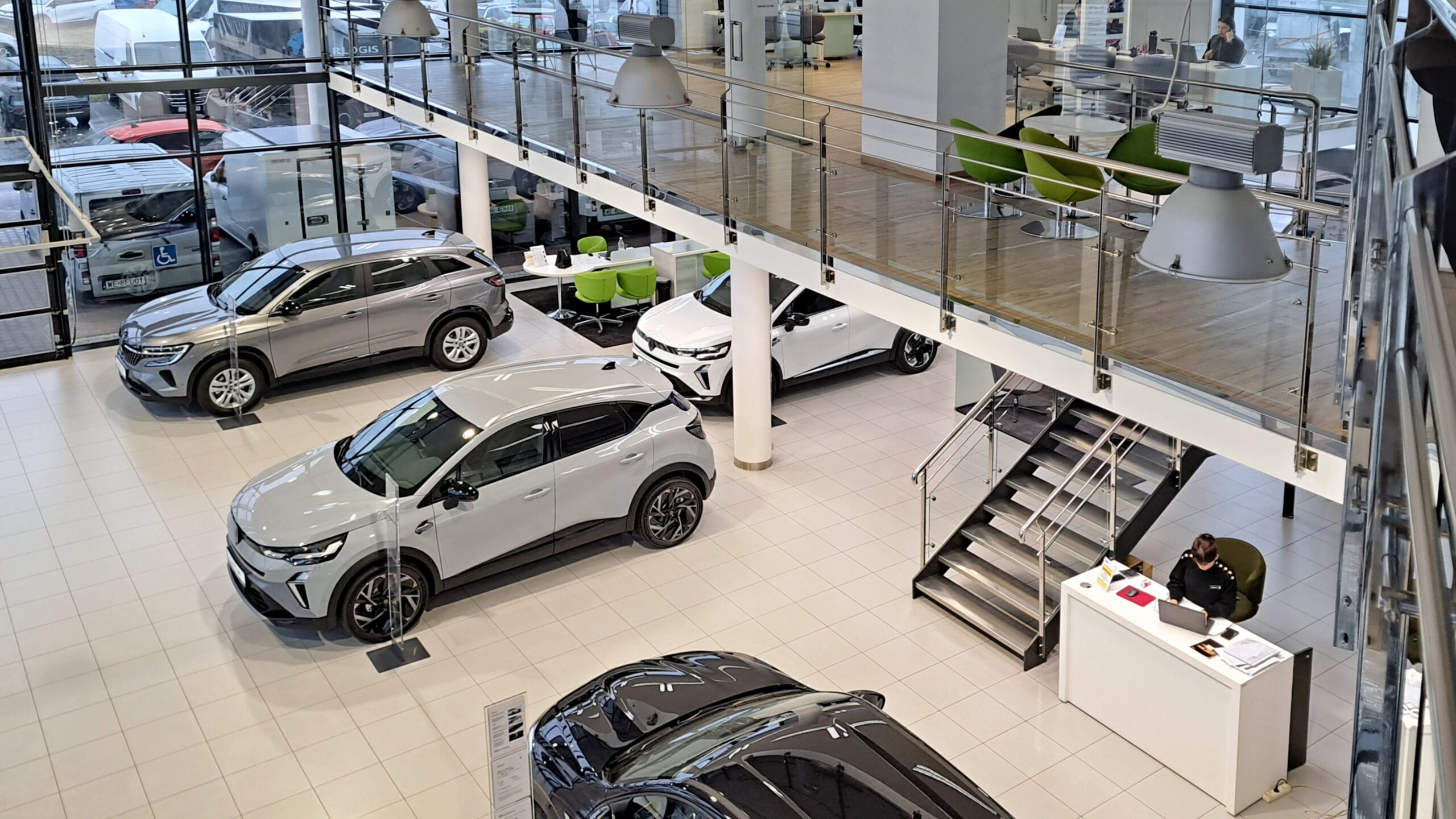 Renault PGD Konstancin w środku, widok z góry
