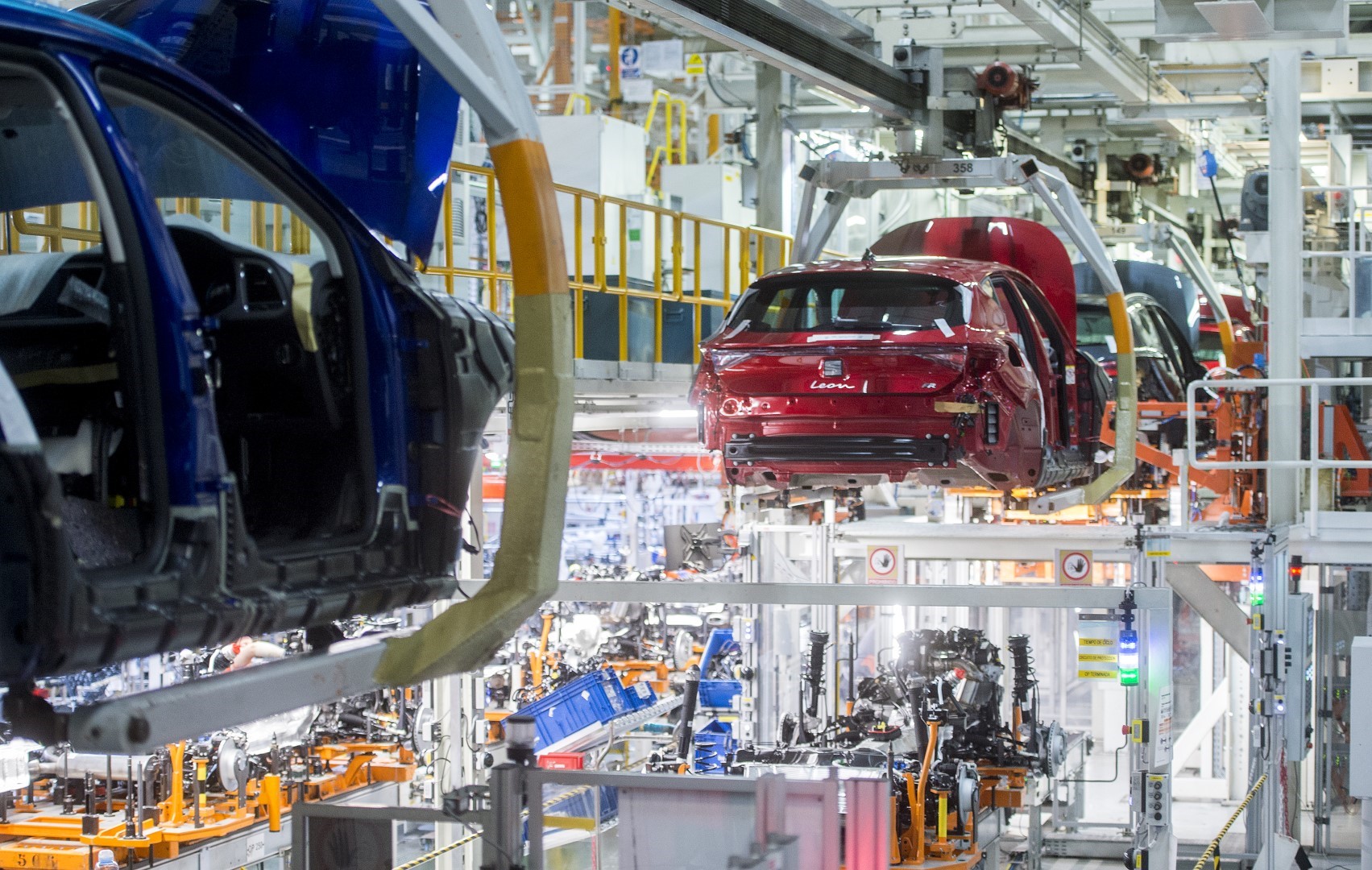 SEAT will conduct PCR testing on its 15000 employees so they can return to work 07 HQ