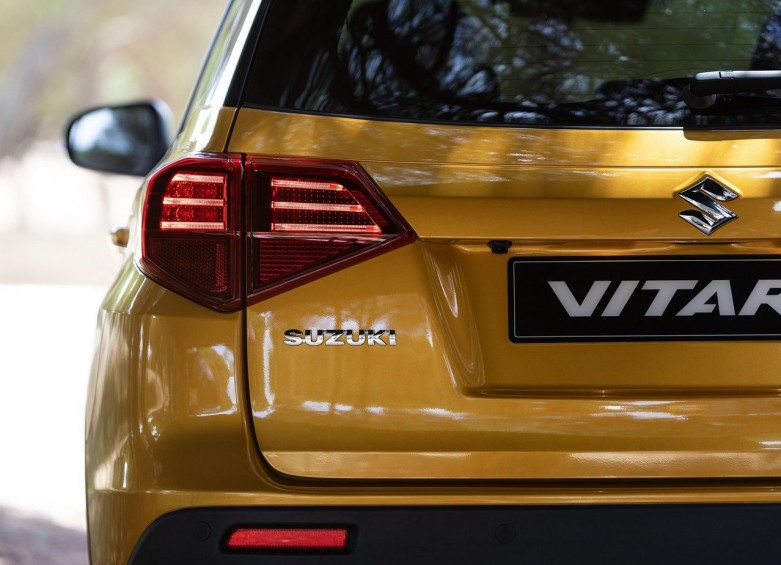 Suzuki-Vitara-2019-1280-03