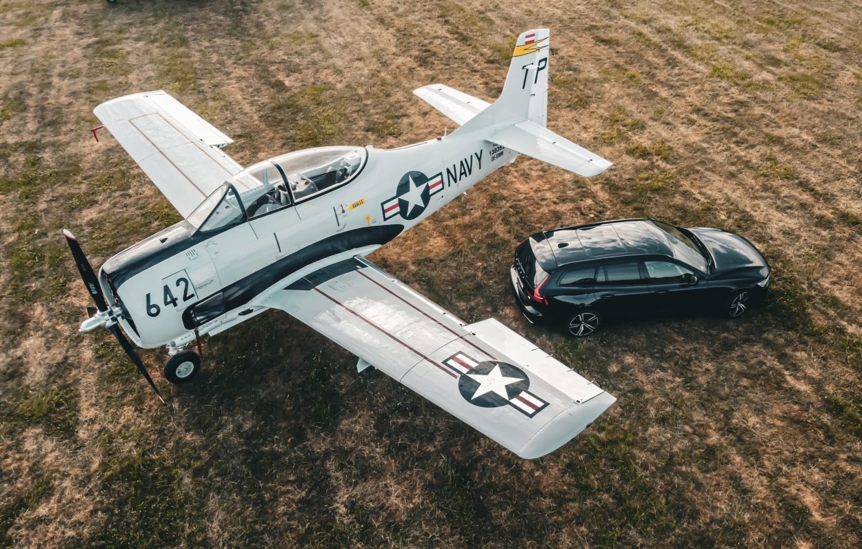 Volvo V60 i samoloty