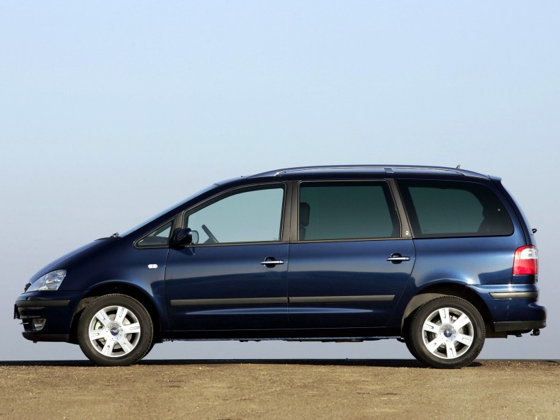 Ford Galaxy.