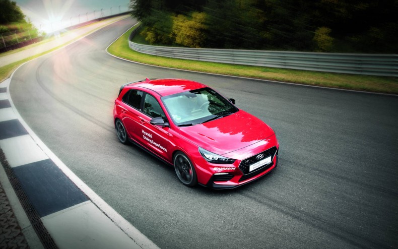 csm_hyundai-driving-academy-03-1610_ed6f8b97b3