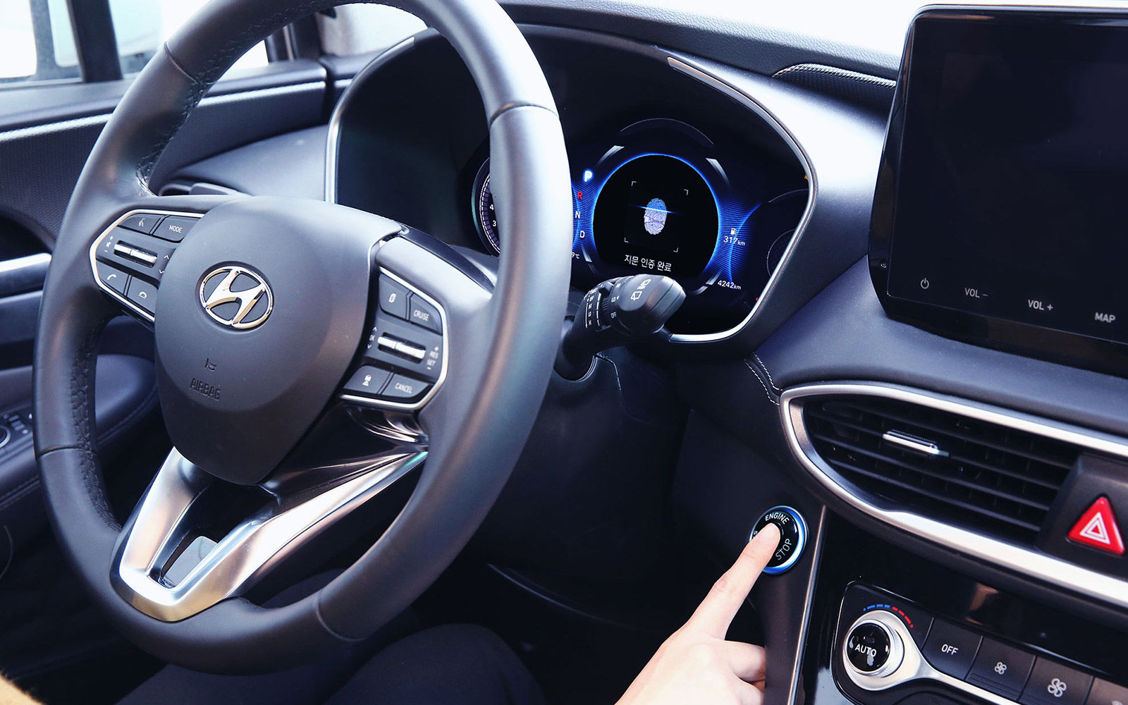 Csm hyundai fingerprint technology 04 1610 d40751ff5d