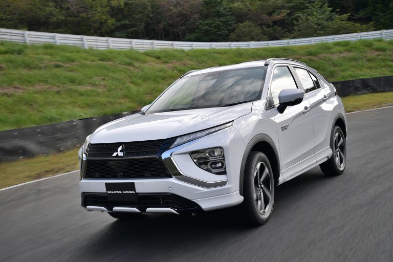Eclipse cross phev img