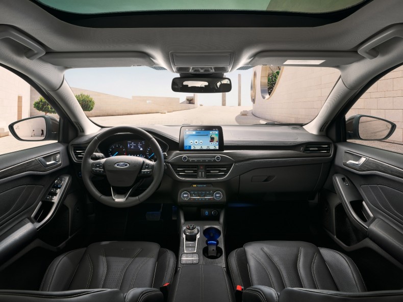 ford_focus_vignale_81