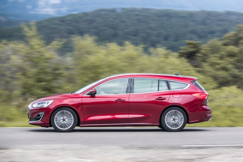 ford_focus_vignale_turnier_63