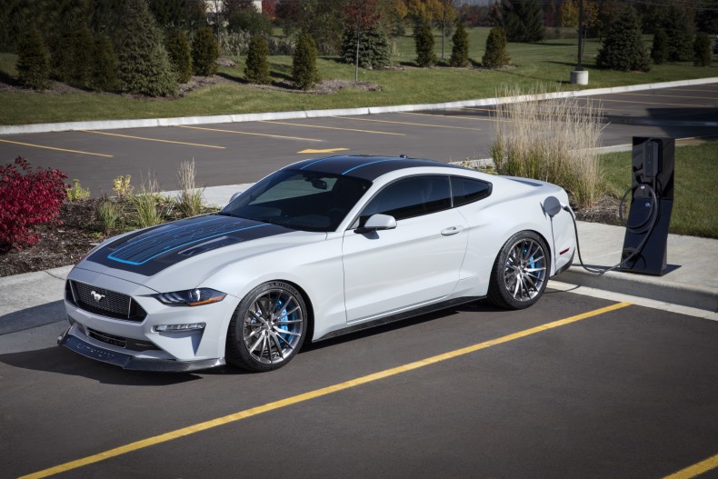 Ford Mustang Lithium Concept