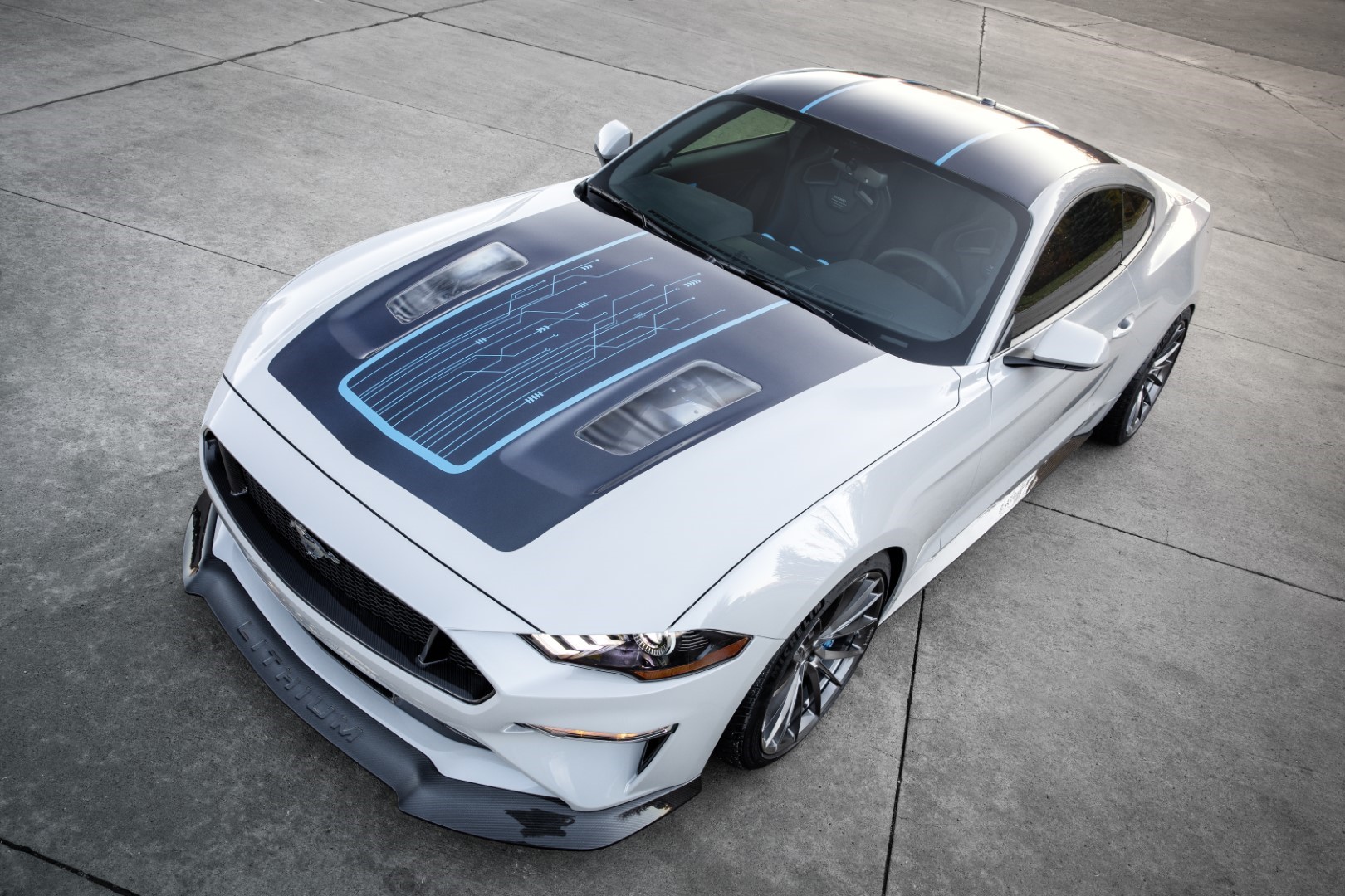 Mustang Lithium