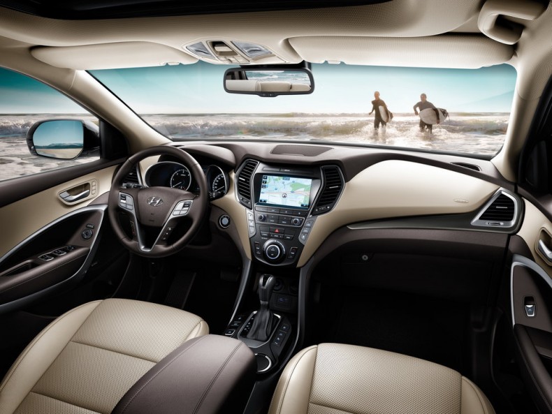 Hyundai Grand Santa Fe (2017)