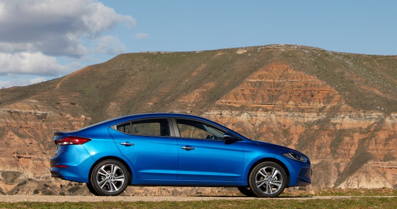 hyundai_elantra_132