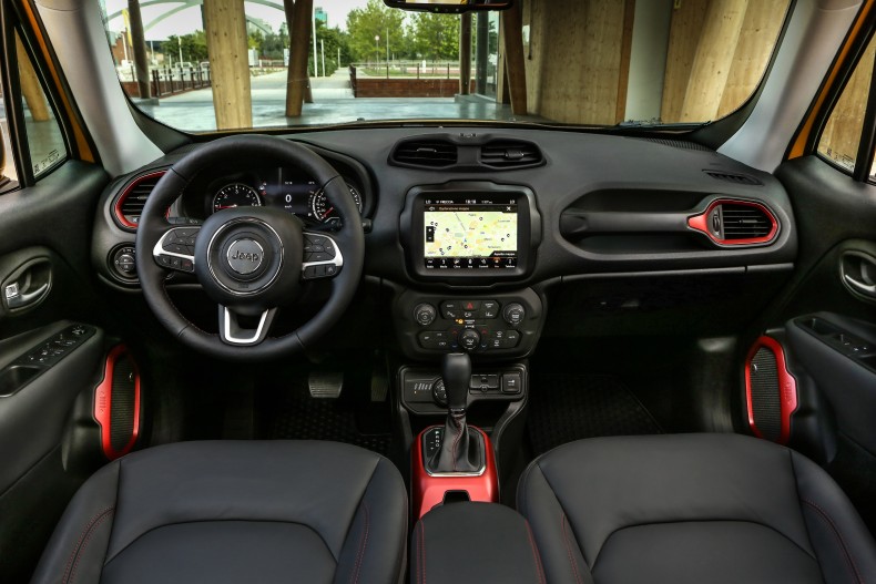 jeep_renegade_trailhawk_902