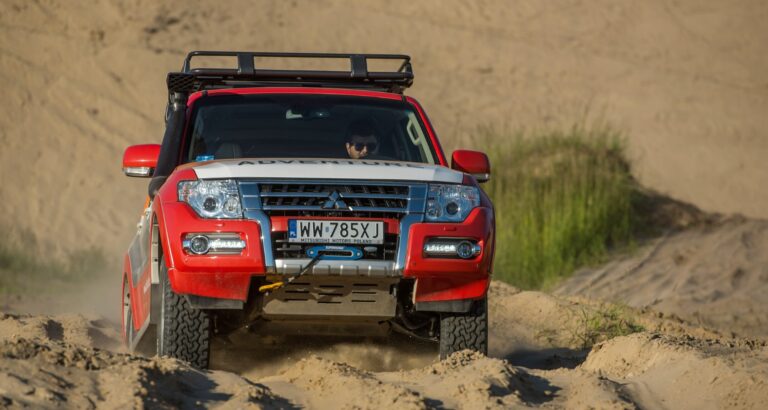 Mitsubishi Pajero, czyszczenie układu olejowego w serwisie Mitsubishi