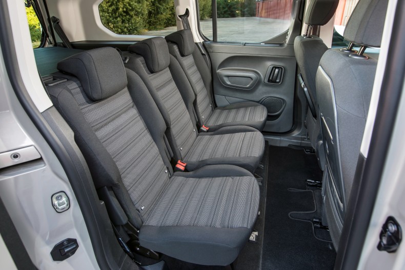 opel_combo_life_xl_turbo_d_36