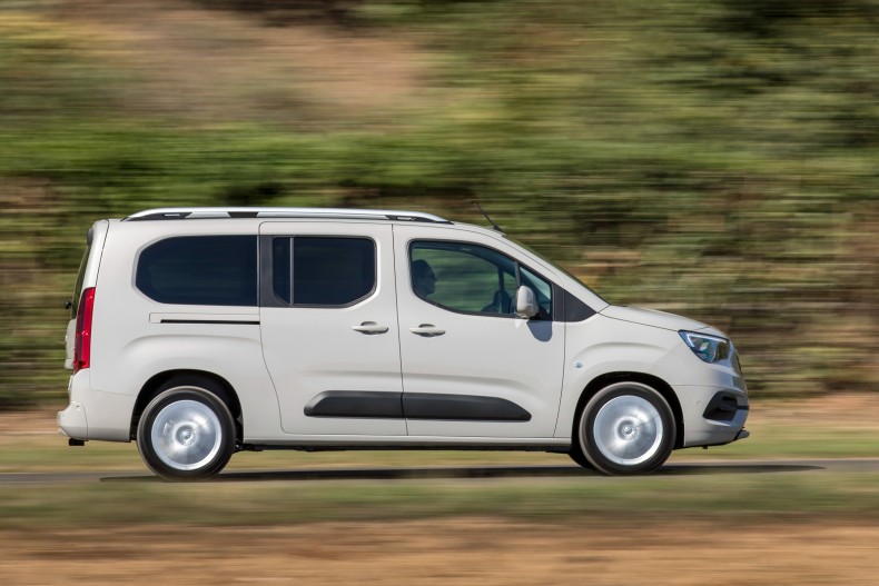 opel_combo_life_xl_turbo_d_49