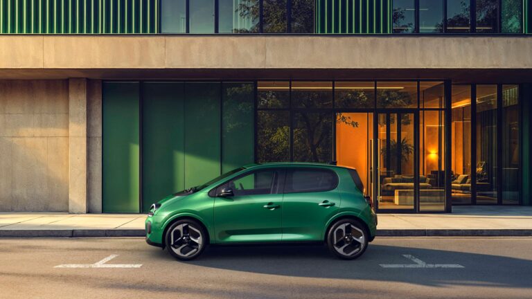 Renault twingo e tech electric 576892473 1248864027274056 5775853379645242026 n