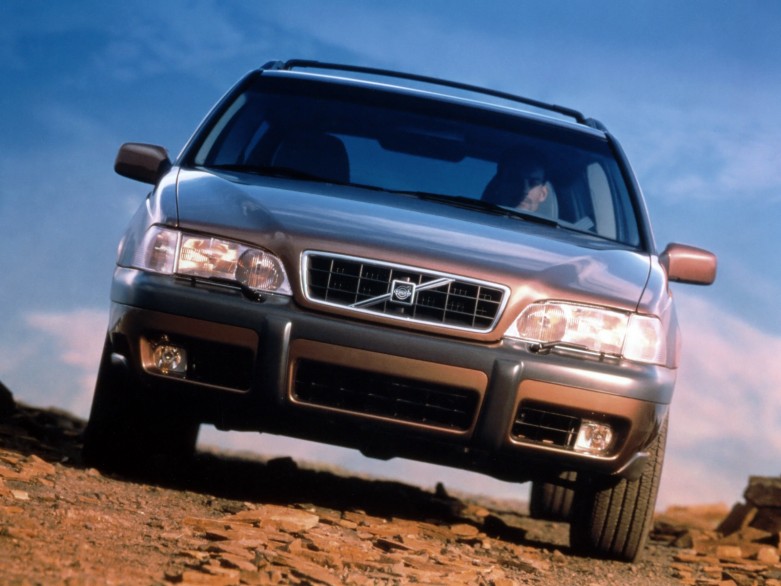 volvo_v70_xc_4